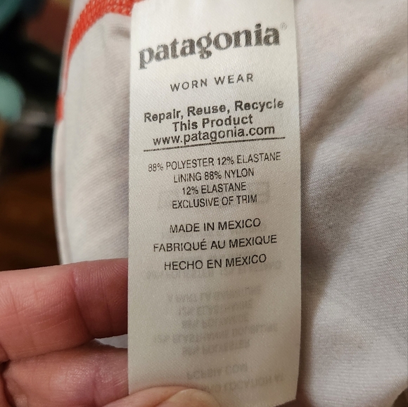 Patagonia tank like new - Picture 9 of 9
